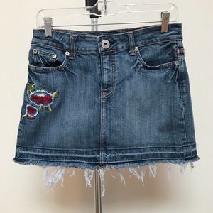 Smart Set denim embroidery mini skirt